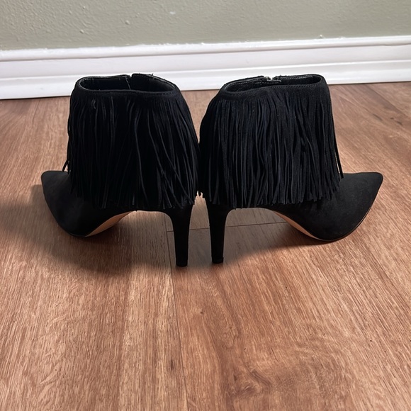 NWT Sam Edelman Kandice Black Suede Pointed Toe Fringed Ankle Booties Size 6 - Picture 5 of 9